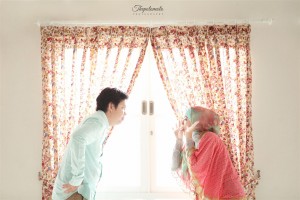 Foto Tips Foto Prewedding Hijab dengan Gaya Modern by Thepotomoto Photography