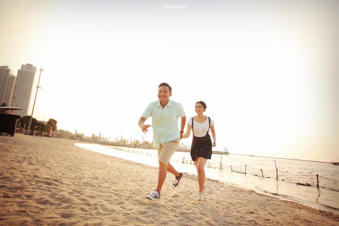 http://thepotomoto.com/prewedding.html