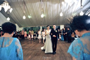 Contoh Pernikahan di Restoran. Sumber : Thepotomoto Photography