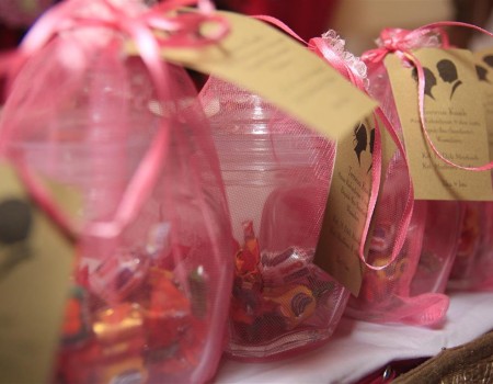 Tips Menentukan Souvenir Pernikahan