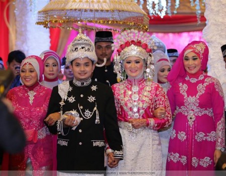 Uniknya Baju Pengantin Pada Pernikahan Adat Aceh