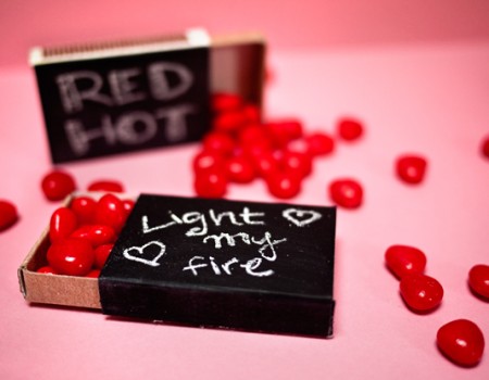 10 Kado Valentine Yang Pasti Disukai Pria