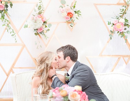 Ini Dia Konsep Pernikahan Unik Dengan Tema Geometris