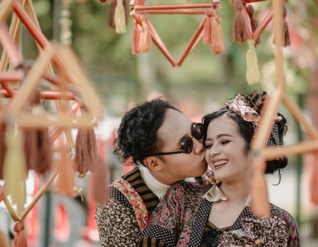 Keseruan Pernikahan Outdoor Eklektik Etnik Ala Fina & Agi Di Kota Bandung