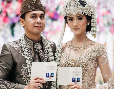 #HariPatahHatiKelurahan: Meriahnya Pernikahan Raditya Dika-Anissa Aziza