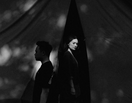 Tren Foto Prewedding Black & White yang Timeless: Simak Tipsnya!