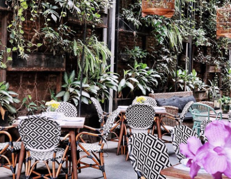 7 Pilihan Venue Lamaran di Jakarta yang Fotogenik