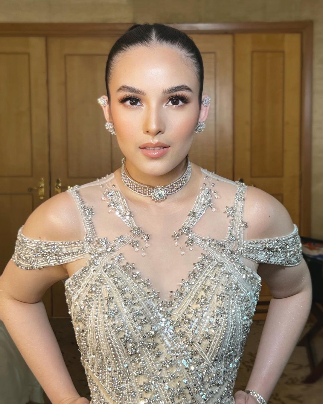 Pernikahan Impian Chelsea Islan dan Rob Clinton