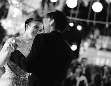 Intip Mewahnya Pernikahan Impian Chelsea Islan dan Rob Clinton