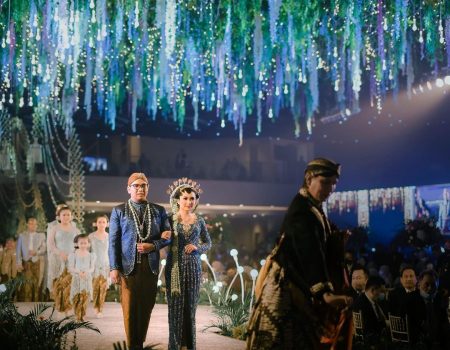 Makna dan Prosesi Cucuk Lampah pada Pernikahan Adat Jawa