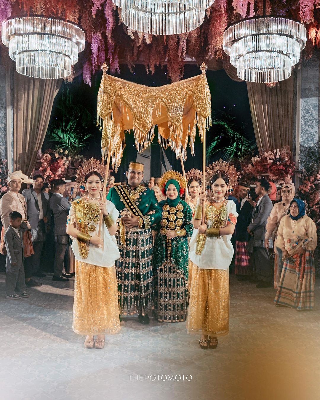 Royal Wedding Makassar Bak Pesta Rakyat: Uang Panai Hingga Rp10 Miliar