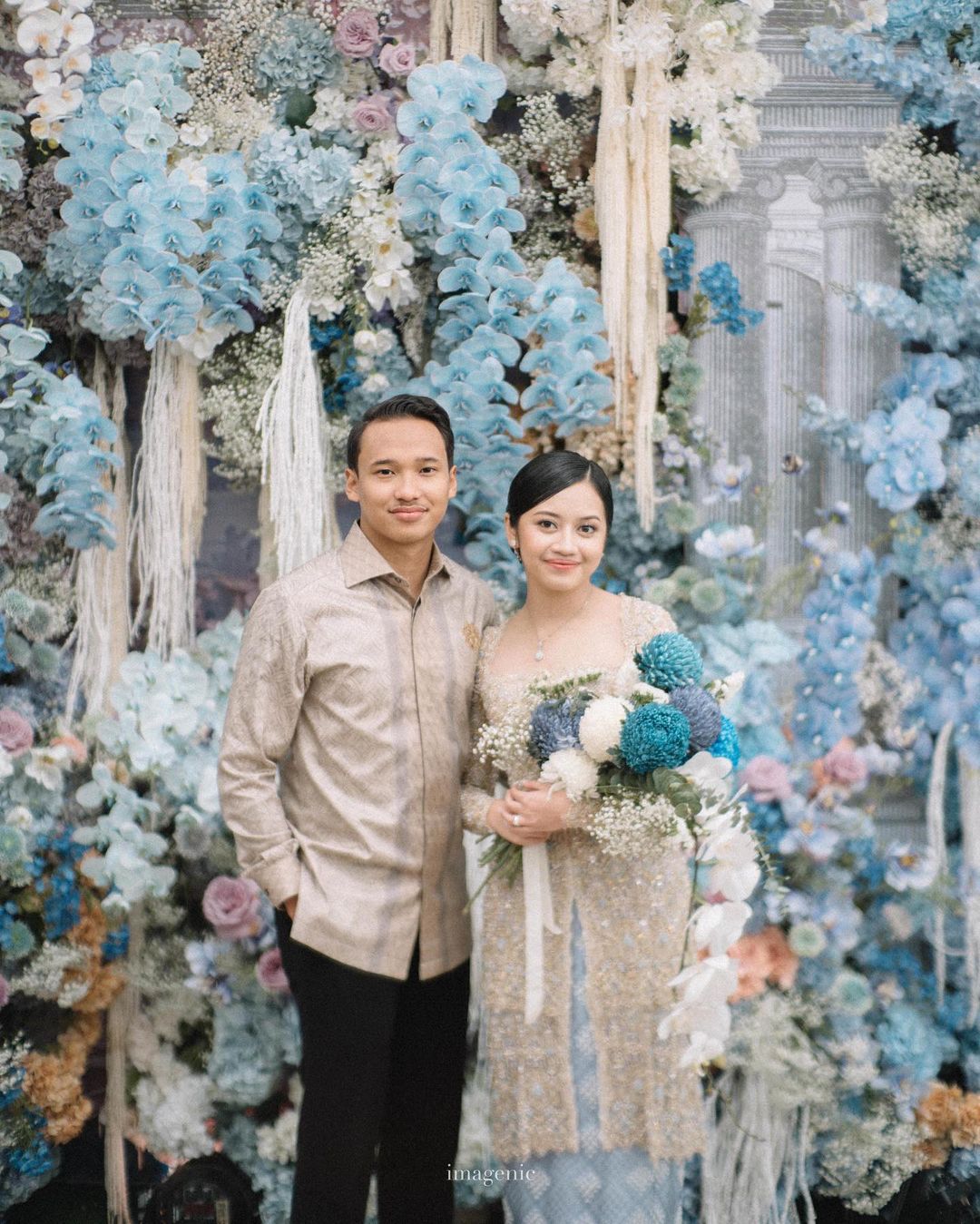 Serasi dan Eye Catchy: Inspirasi Warna Kebaya Lamaran Untukmu!